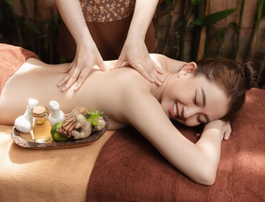 MASSAGE ẤN HUYỆT